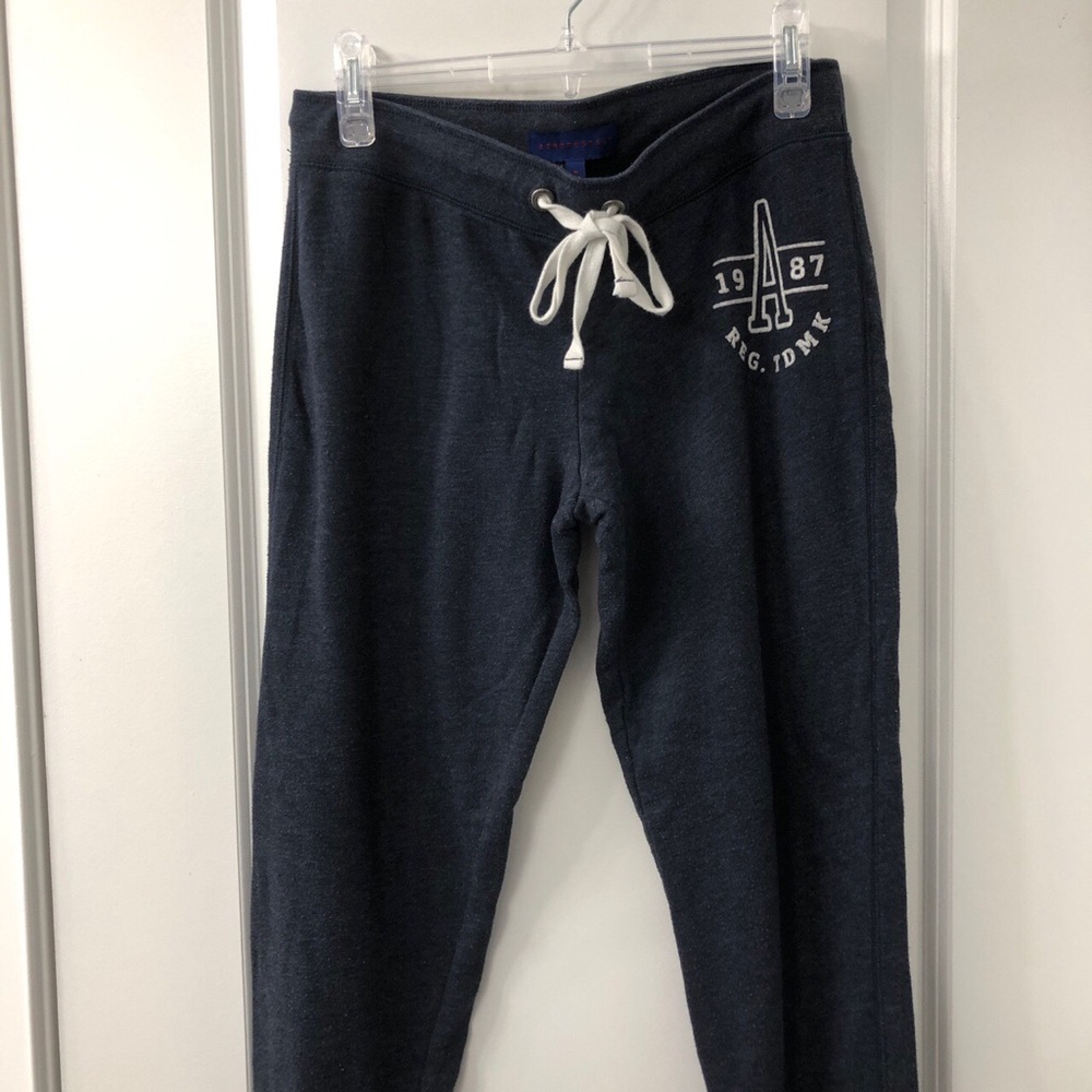 pre-loved navy joggers✨